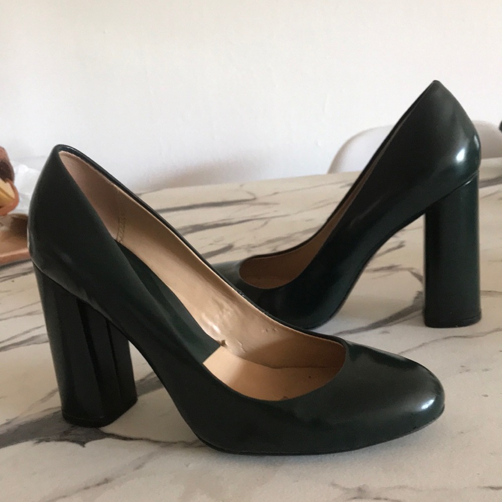 Zara Hunter green heels